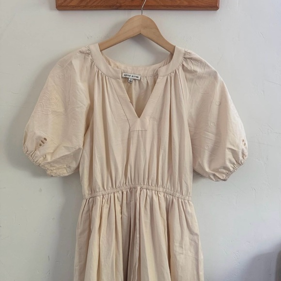Moon River Cream Maxi Dress - Picture 2 of 8